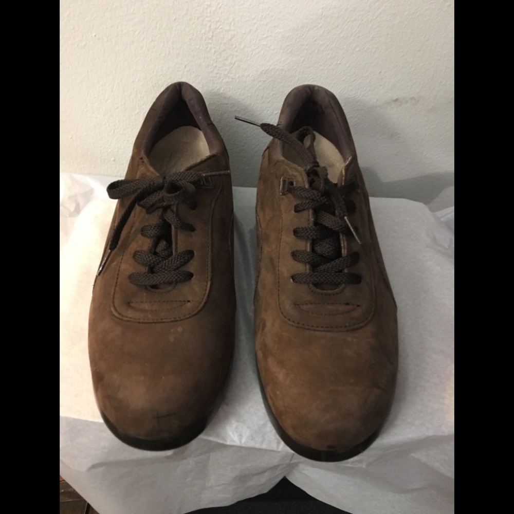 CANSFIELD BROWN SHOES 9 1/2